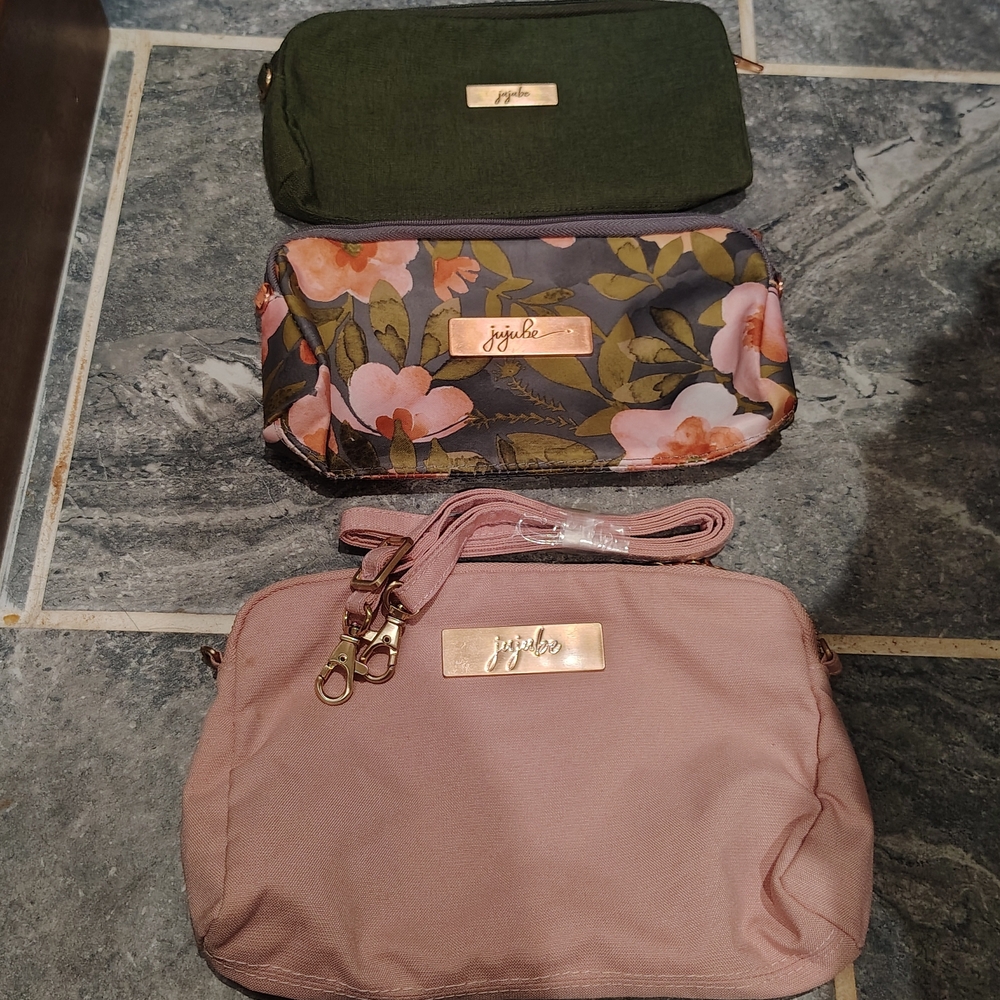 Ju-Ju-Be Women's Floral and Solid Crossbody Bags - Green, Floral, Pink